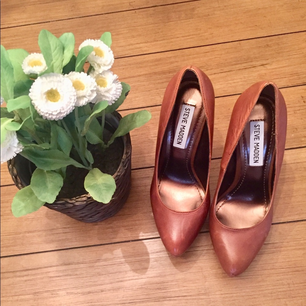 STEVE MADDEN Darrina Pumps - Picture 4 of 6